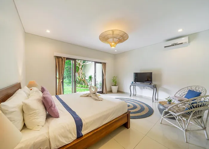 Villa Lara, By Five Elements