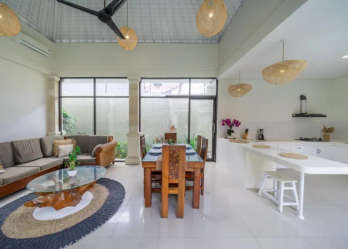 Lara, By Five Elements Villa